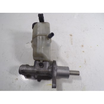 BOMBA FRENO 4601Y7 