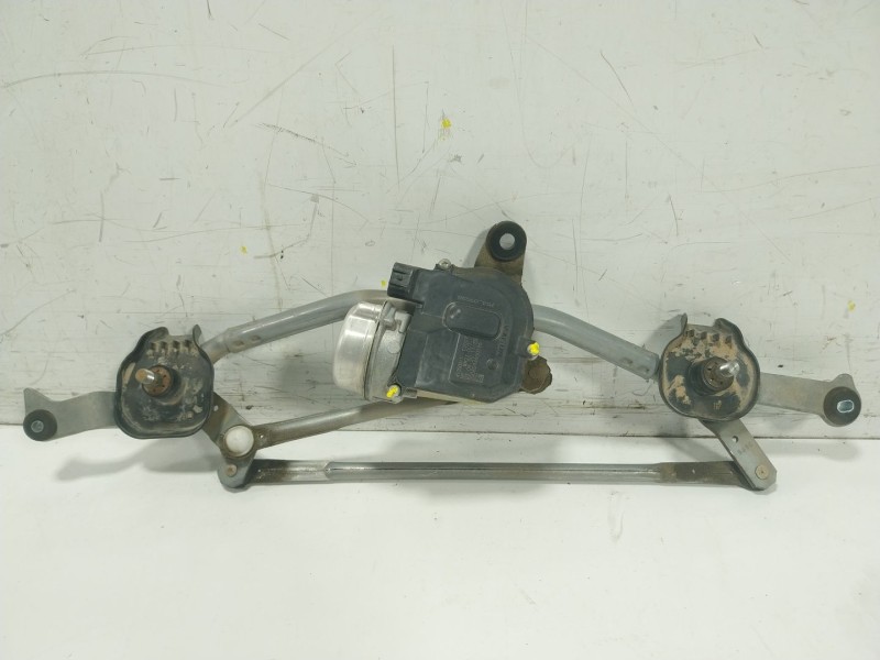 Recambio de motor limpia delantero para mazda 3 hatchback (bp) 2.0 skyactiv-g m hybrid referencia OEM IAM   
