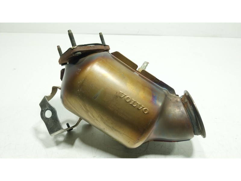 Recambio de catalizador para volvo xc40 (536) t4 plug-in hybrid referencia OEM IAM  31697720 