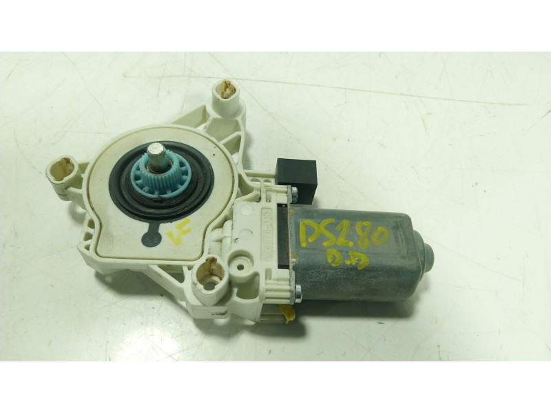 Recambio de motor elevalunas delantero derecho para volkswagen touareg (cr7, rc8) 3.0 tdi 4motion referencia OEM IAM  4K0959802 
