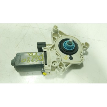MOTOR ELEVALUNAS TRASERO DERECHO 4K0959801 