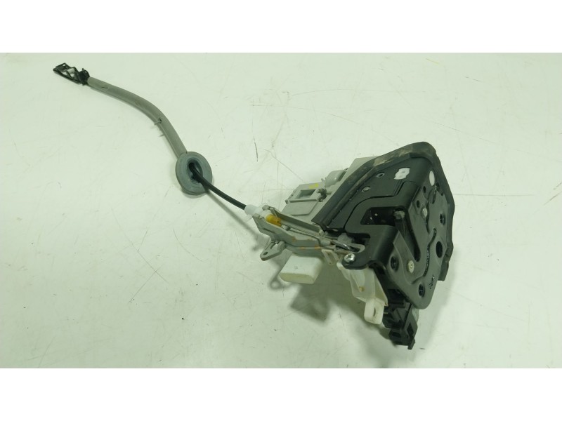 Recambio de cerradura puerta delantera derecha para volkswagen touareg (cr7, rc8) 3.0 tdi 4motion referencia OEM IAM  8J1837016E