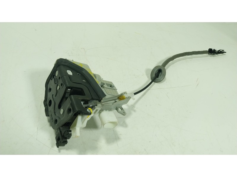 Recambio de cerradura puerta delantera izquierda para volkswagen touareg (cr7, rc8) 3.0 tdi 4motion referencia OEM IAM  8J183701