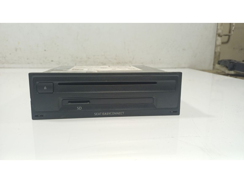 Recambio de sistema audio / radio cd para seat leon (5f1) 1.5 tsi referencia OEM IAM  5F035824C 