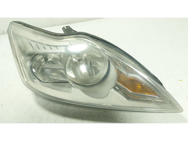 Recambio de faro derecho para ford focus ii (da_, hcp, dp) 1.6 tdci referencia OEM IAM  8M5113W029AE 