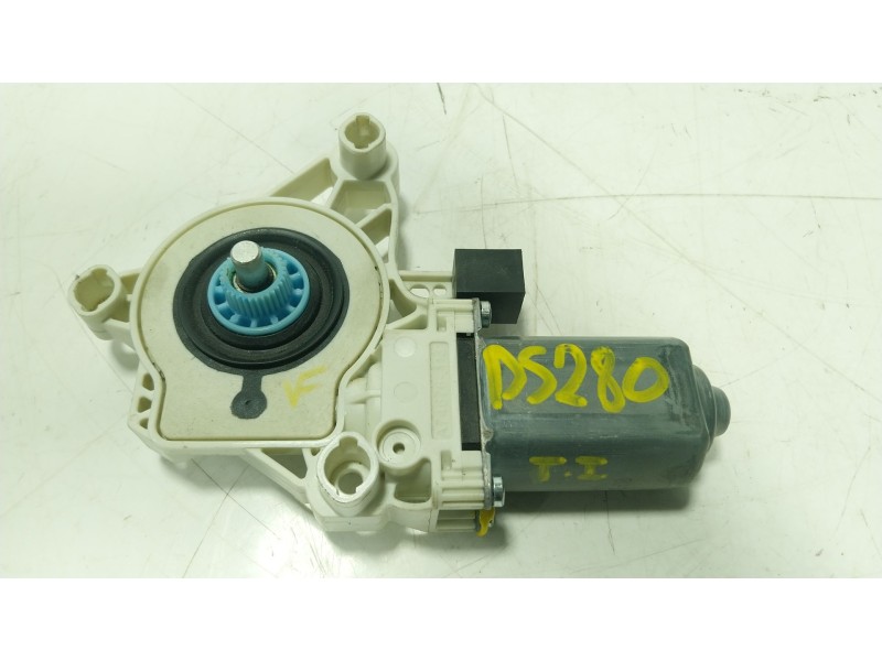 Recambio de motor elevalunas trasero izquierdo para volkswagen touareg (cr7, rc8) 3.0 tdi 4motion referencia OEM IAM  4K0959802 