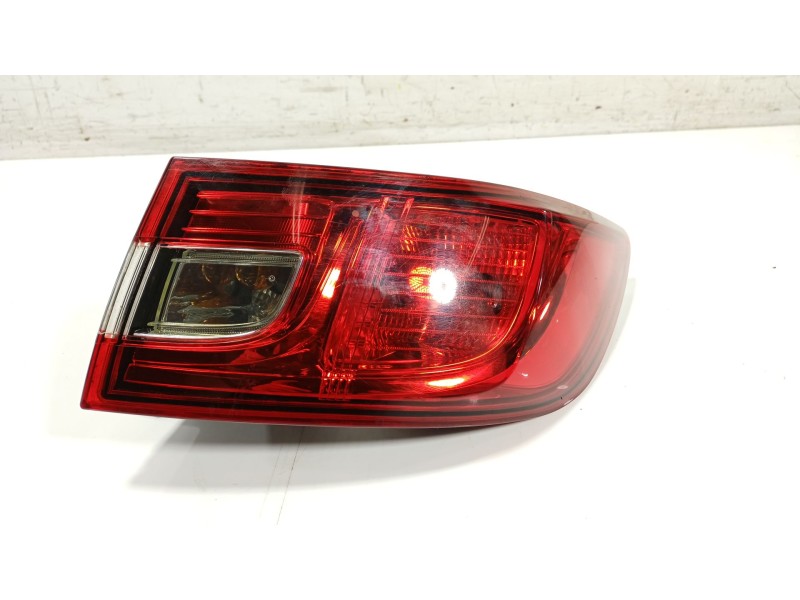 Recambio de piloto trasero derecho para renault clio iv (bh_) 1.2 16v referencia OEM IAM  265509846R 