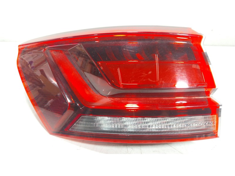 Recambio de piloto trasero izquierdo para volkswagen touareg (cr7, rc8) 3.0 tdi 4motion referencia OEM IAM  760945095A 