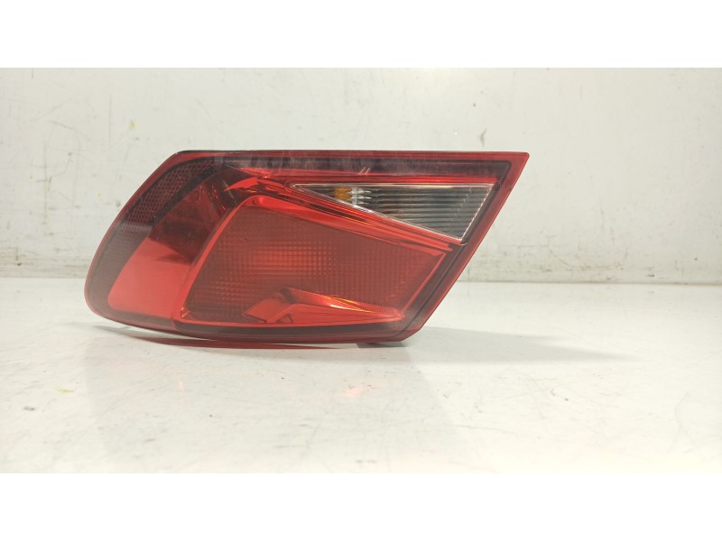 Recambio de piloto trasero derecho para seat leon (5f1) 1.5 tsi referencia OEM IAM  5F0945096D 