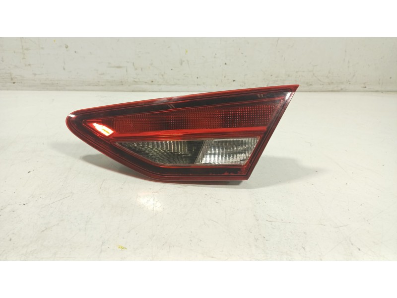 Recambio de piloto trasero derecho interior para seat leon (5f1) 1.5 tsi referencia OEM IAM   