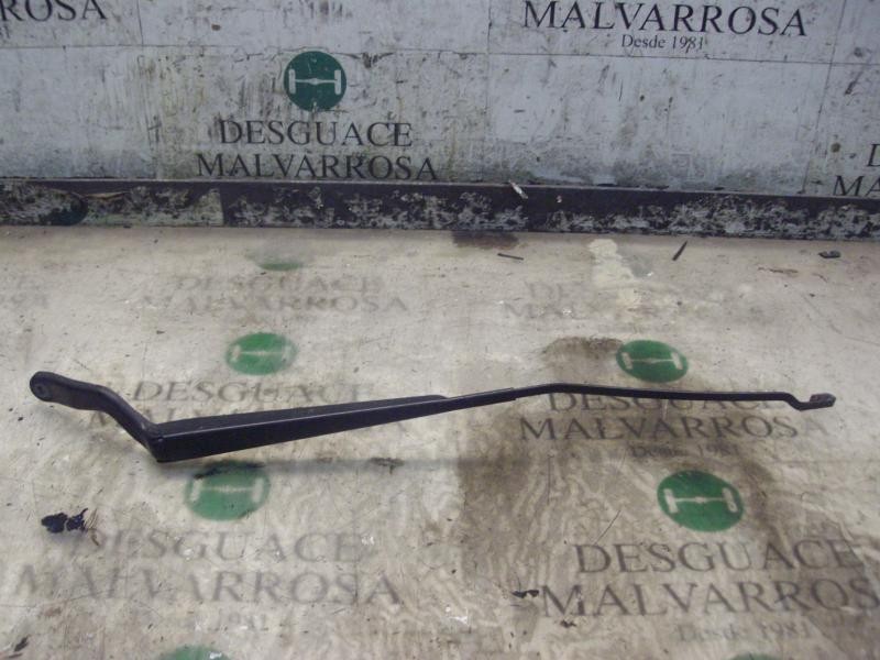 Recambio de brazo limpia delantero derecho para ford fiesta (cbk) ghia referencia OEM IAM   