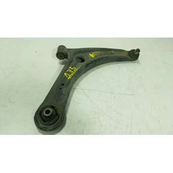 BRAZO SUSPENSION INFERIOR DELANTERO DERECHO 4013A500 