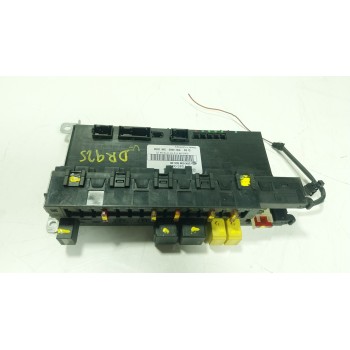 CAJA RELES / FUSIBLES 1715450301 