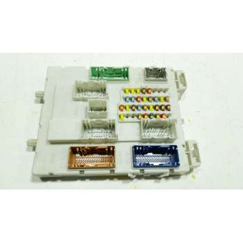 CAJA RELES / FUSIBLES 2506087 F1DT14A073PC 