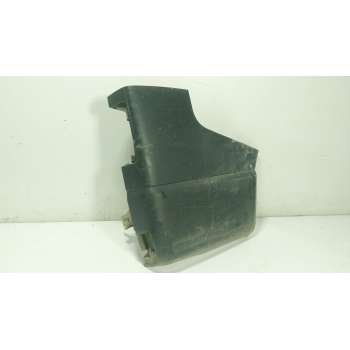 PUNTERA PARAGOLPES TRASERA DERECHA 850162827R 850162827R 