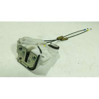 CERRADURA PUERTA DELANTERA DERECHA 5715A728 