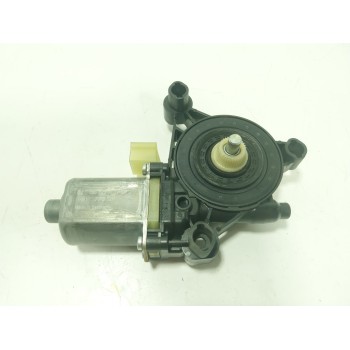 MOTOR ELEVALUNAS DELANTERO DERECHO 8W0959801 