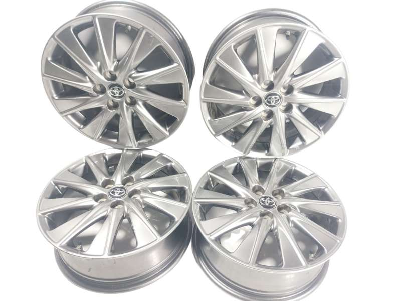 Recambio de juego llantas para toyota yaris 1.5 vvti hev referencia OEM IAM  16X6J 