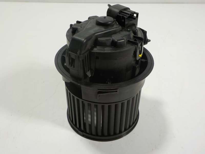 Recambio de motor calefaccion para peugeot 208 1.6 blue-hdi fap referencia OEM IAM 1608182080 T1013140A T1013140A