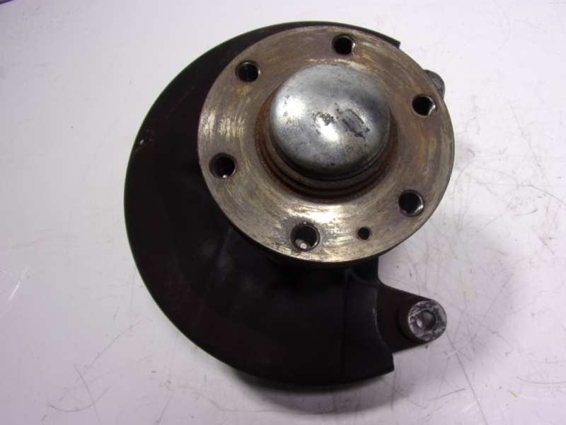 Recambio de mangueta delantera izquierda para iveco daily v furgoneta 29s13, 29l13, 35c13, 35s13, 40c13, 40s13 referencia OEM IA
