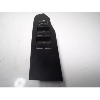 MANDO ELEVALUNAS DELANTERO IZQUIERDO 8404002120 7423202E20 
