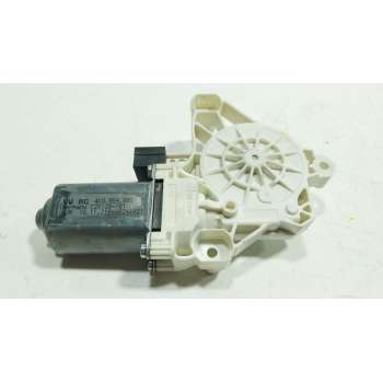 MOTOR ELEVALUNAS DELANTERO DERECHO 9Y0837004 4K0959802 