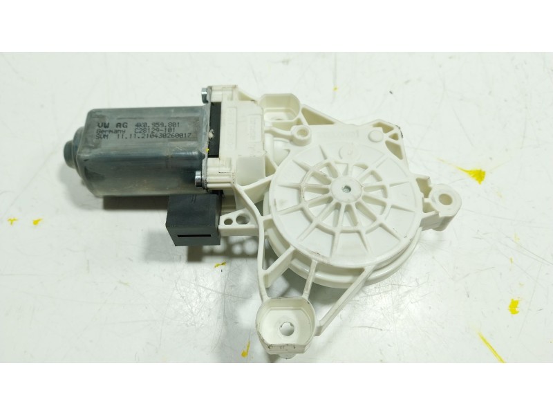 Recambio de motor elevalunas delantero izquierdo para porsche cayenne (9ya) 3.0 awd (9yaaa1) referencia OEM IAM  4K0959801 