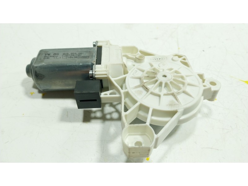 Recambio de motor elevalunas trasero derecho para porsche cayenne (9ya) 3.0 awd (9yaaa1) referencia OEM IAM  4K0959801 