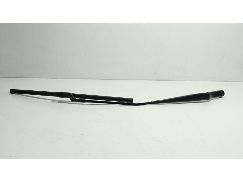 Recambio de brazo limpia delantero izquierdo para volkswagen tiguan 2.0 tdi referencia OEM IAM  571955410 