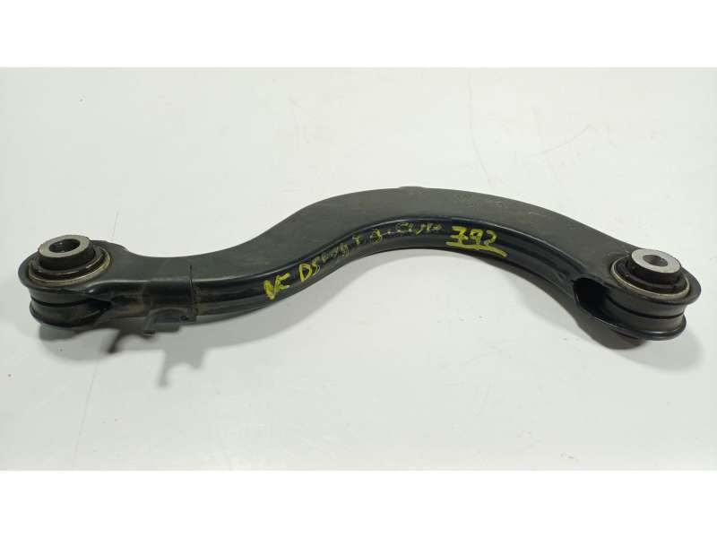 Recambio de brazo suspension superior trasero derecho para volkswagen tiguan 2.0 tdi referencia OEM IAM  5Q0505351B 