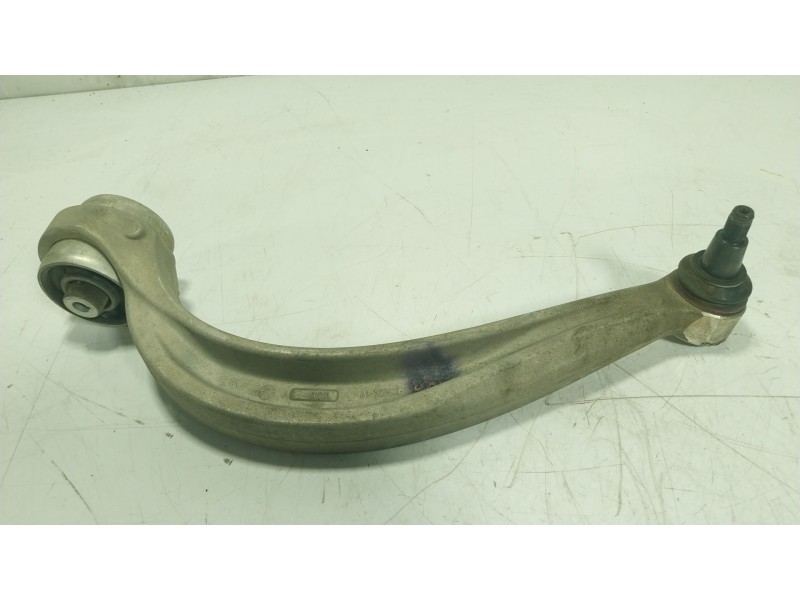 Recambio de brazo suspension inferior delantero derecho para volkswagen touareg (cr7, rc8) 3.0 tdi 4motion referencia OEM IAM   