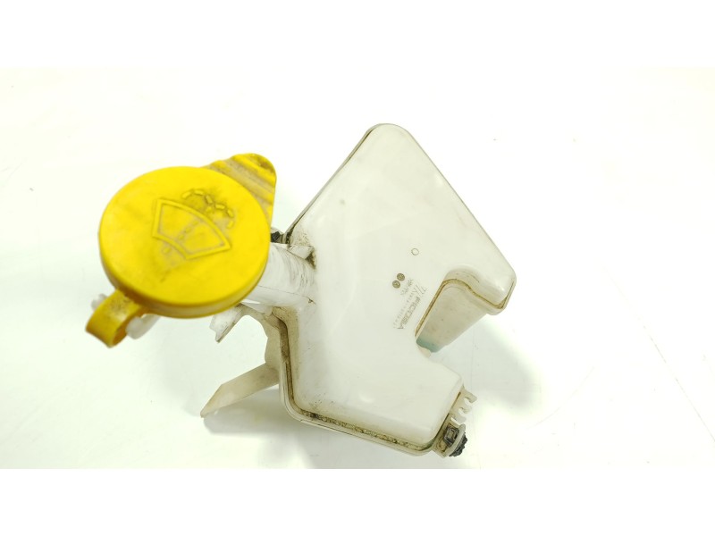 Recambio de deposito limpia para toyota yaris (_p13_) 1.5 (nsp131_) referencia OEM IAM   
