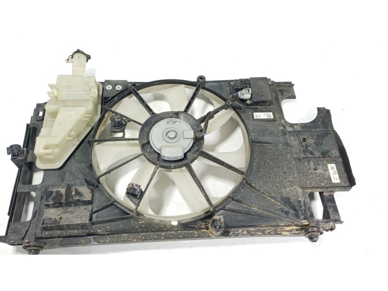 Recambio de electroventilador para toyota yaris (_p13_) 1.5 (nsp131_) referencia OEM IAM   