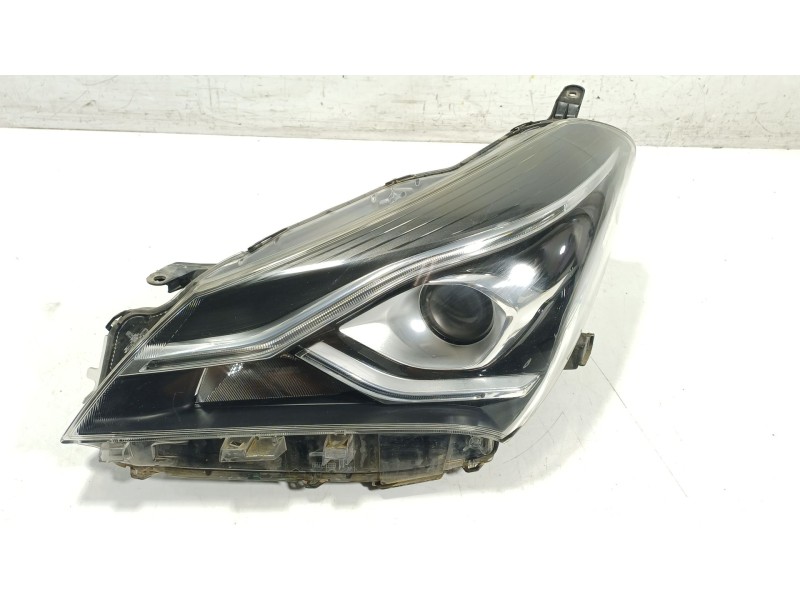 Recambio de faro izquierdo para toyota yaris (_p13_) 1.5 (nsp131_) referencia OEM IAM  0D197 