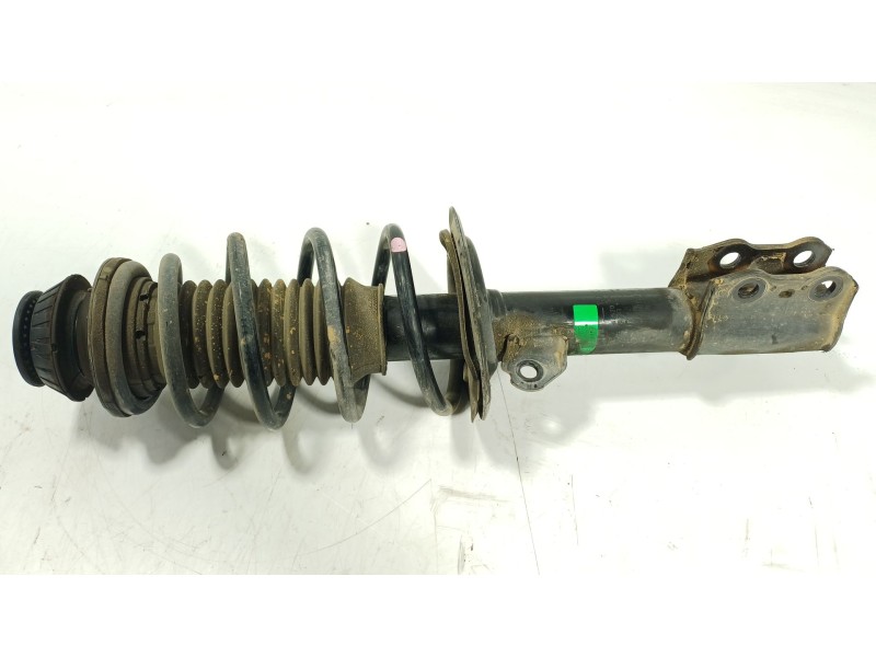 Recambio de amortiguador delantero izquierdo para toyota yaris (_p13_) 1.5 (nsp131_) referencia OEM IAM  485200D431 