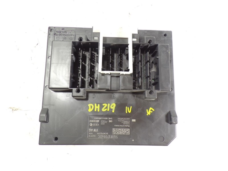 Recambio de modulo electronico para audi a3 sportback (8vf) 1.0 tfsi referencia OEM IAM 5Q0937084DD 5Q0937084DC 