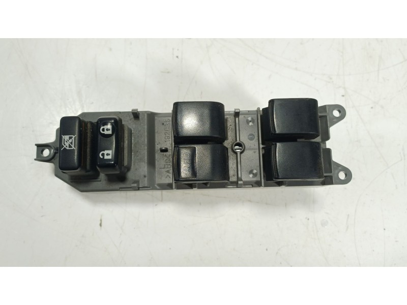 Recambio de mando elevalunas delantero izquierdo para toyota yaris (_p13_) 1.5 (nsp131_) referencia OEM IAM   