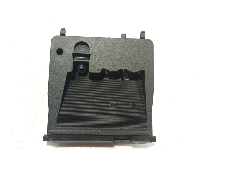 Recambio de modulo electronico para toyota yaris (_p13_) 1.5 (nsp131_) referencia OEM IAM  881810D020 