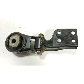 SOPORTE MOTOR TRASERO 123630M120 