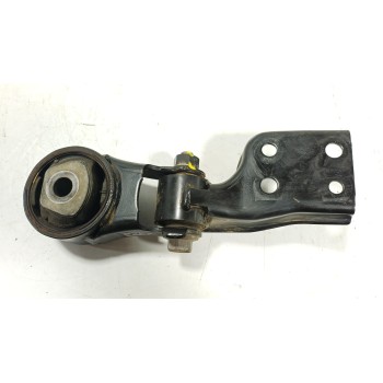 SOPORTE MOTOR TRASERO 