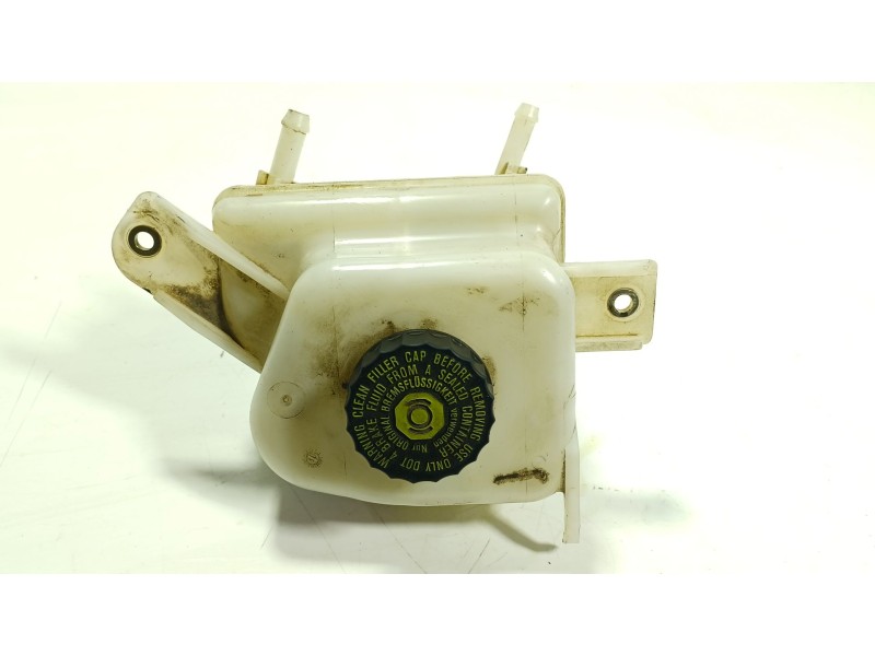 Recambio de deposito liquido direccion para toyota yaris (_p13_) 1.5 (nsp131_) referencia OEM IAM   