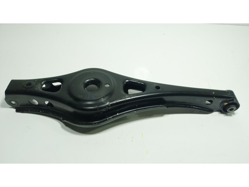 Recambio de brazo suspension inferior trasero derecho para omoda omoda5 hev referencia OEM IAM  202002546AA 