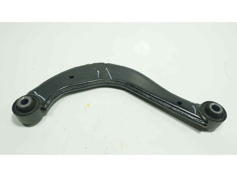 Recambio de brazo suspension superior trasero izquierdo para omoda omoda5 hev referencia OEM IAM  202000062AA 