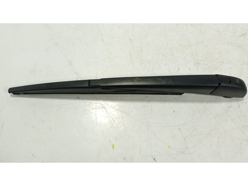 Recambio de brazo limpia trasero para toyota yaris cross (mxp_) 1.5 hybrid (mxpj10) referencia OEM IAM   