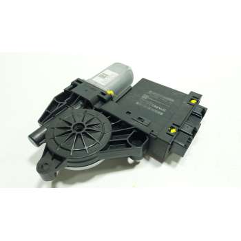 MOTOR ELEVALUNAS DELANTERO DERECHO 31349757 966269103 