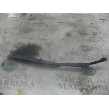BRAZO LIMPIA DELANTERO DERECHO 