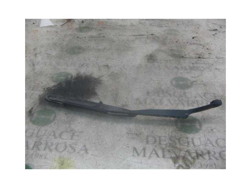 Recambio de brazo limpia delantero derecho para fiat marea weekend (185) td 100 elx referencia OEM IAM   