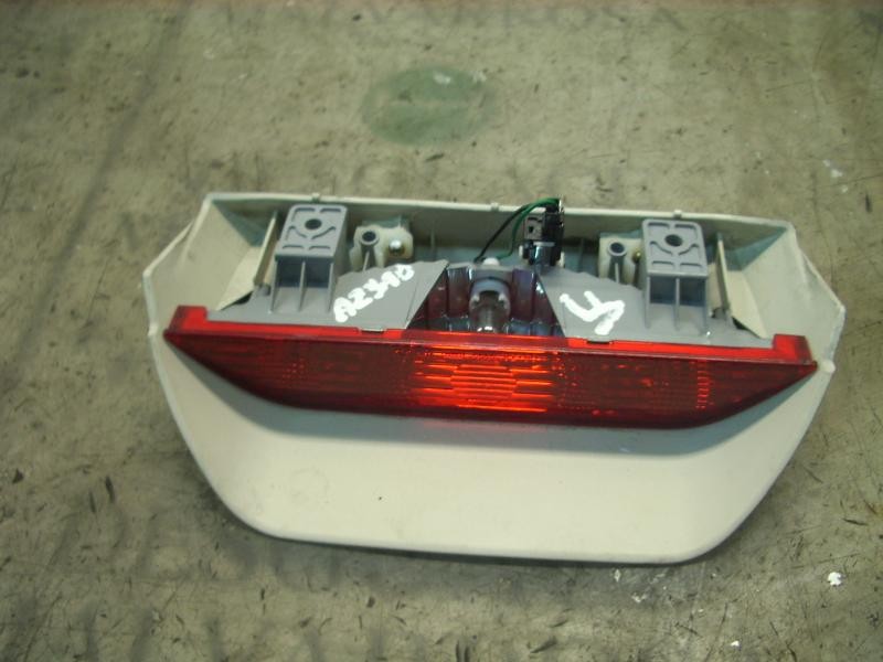 Recambio de piloto trasero central para hyundai getz (tb) 1.5 crdi gls referencia OEM IAM 927501C000  