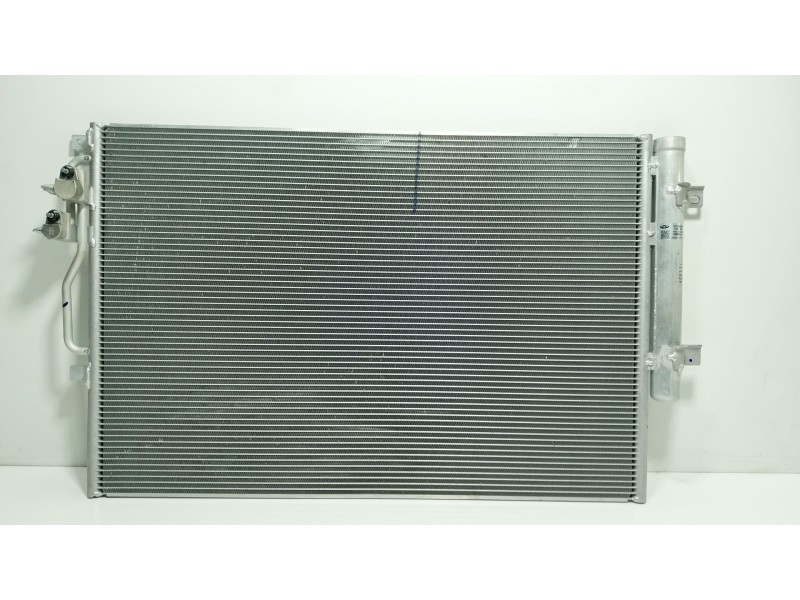 Recambio de condensador aire acondicionado para omoda omoda5 hev referencia OEM IAM  301000058AA 