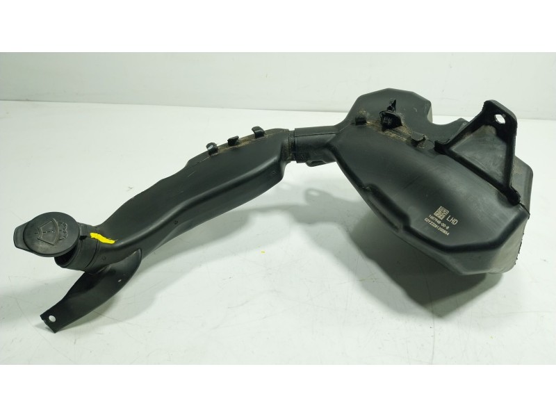 Recambio de deposito limpia para tesla model y ev perfomance a las 4 ruedas referencia OEM IAM  160794800B 